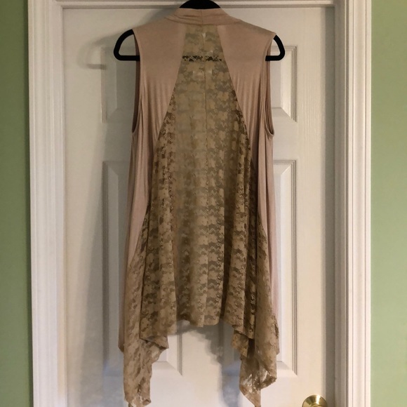 Taupe lace vest kimono-new - Picture 2 of 4